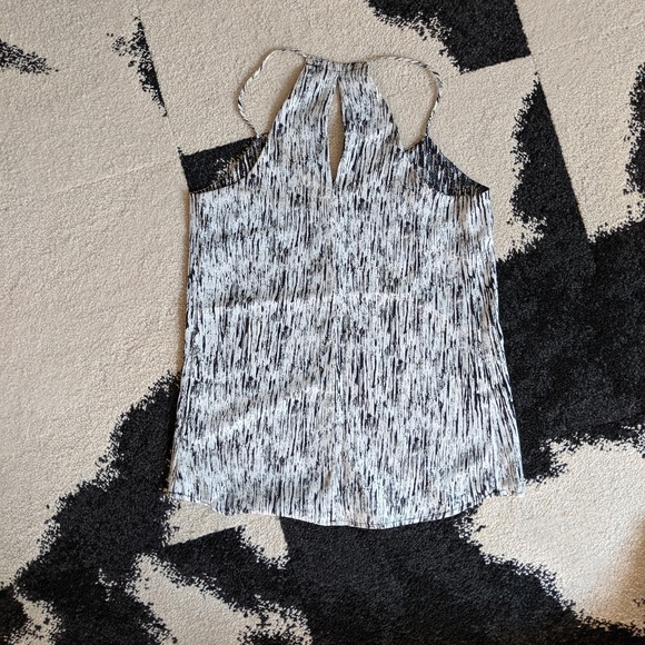 DEX Reversible Tank - Picture 2 of 7